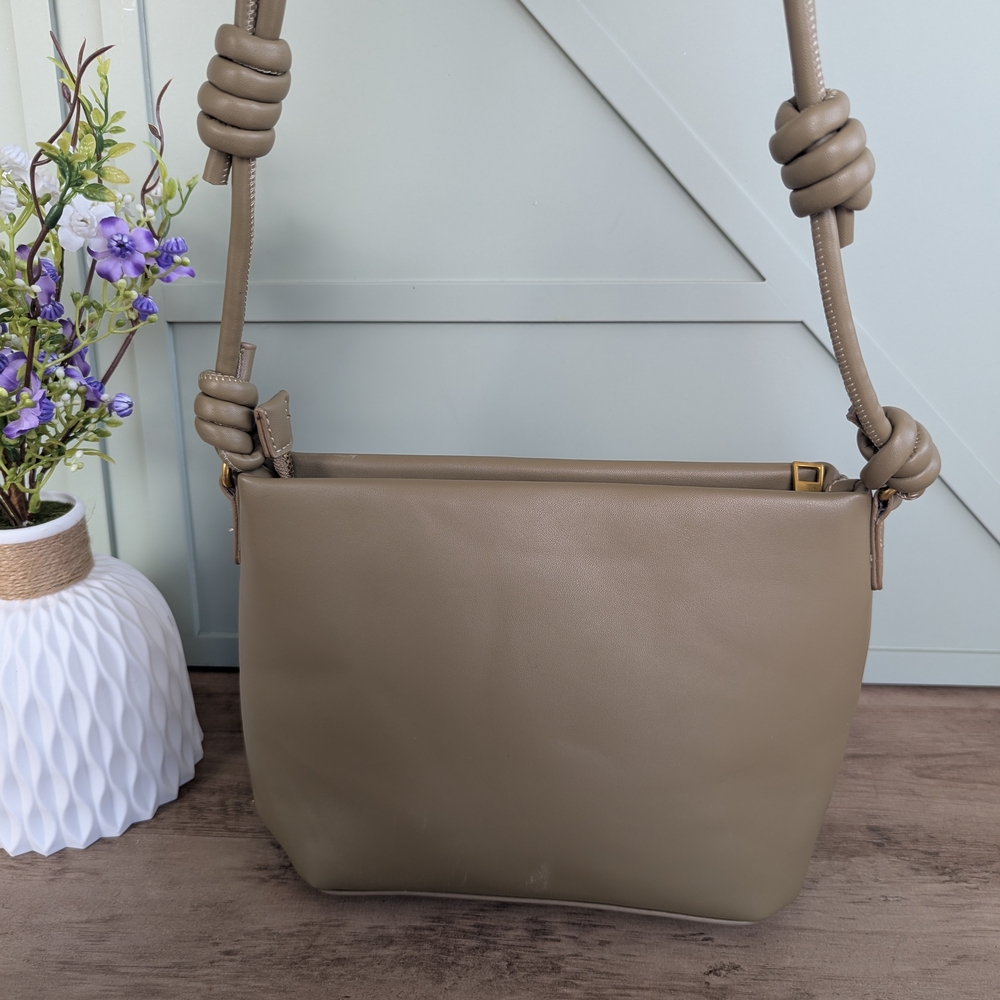 Antik Kraft Chic Beige Crossbody Bag - Picture 5 of 17